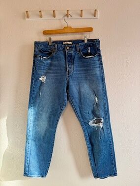 Levi's Premium Wedgie Icon Fit High Rise Distressed Button Fly 32x27